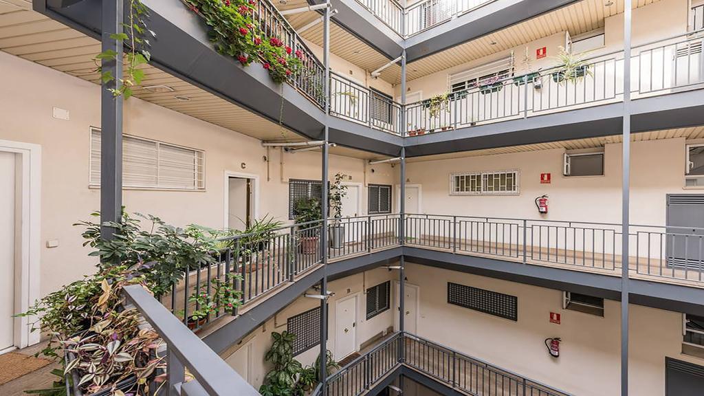 Concepcion Jeronima Apartment Madrid Exterior photo