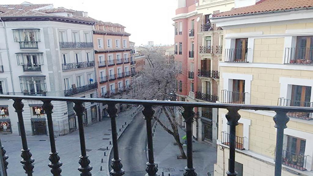 Concepcion Jeronima Apartment Madrid Exterior photo
