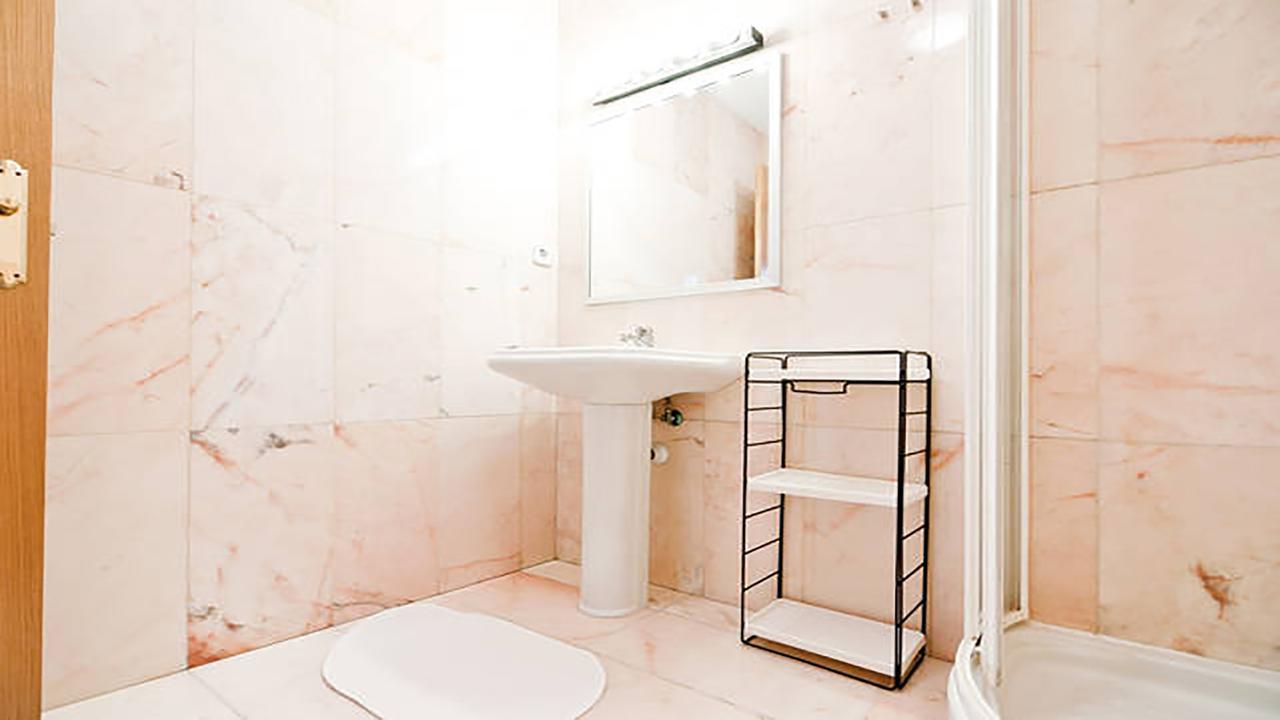 Concepcion Jeronima Apartment Madrid Exterior photo