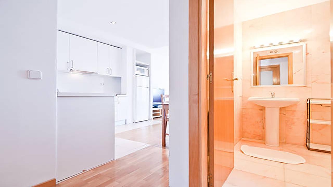 Concepcion Jeronima Apartment Madrid Exterior photo